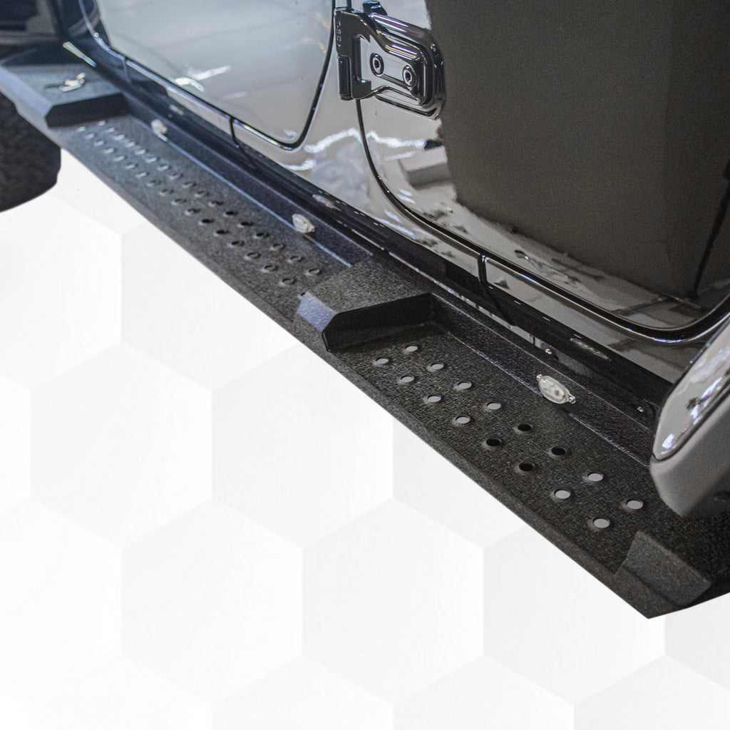 Brave Fighter Running Boards for 2018-2025 Wrangler JL,All Steel Structure、Anti Slip Pattern、Nerf Bars，Black Textured Powder Coat.