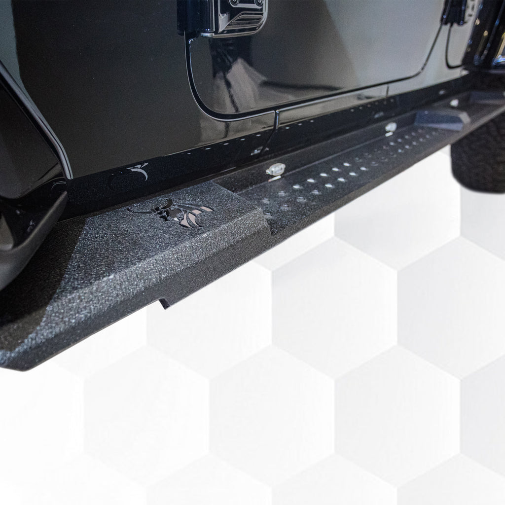 Brave Fighter Running Boards for 2018-2025 Wrangler JL,All Steel Structure、Anti Slip Pattern、Nerf Bars，Black Textured Powder Coat.
